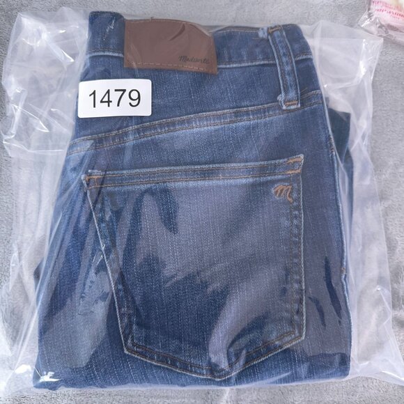 Madewell 10" High-Rise Roadtripper Jeans Raw-Hem Womens Waterford Wash Size W26 - Picture 12 of 12